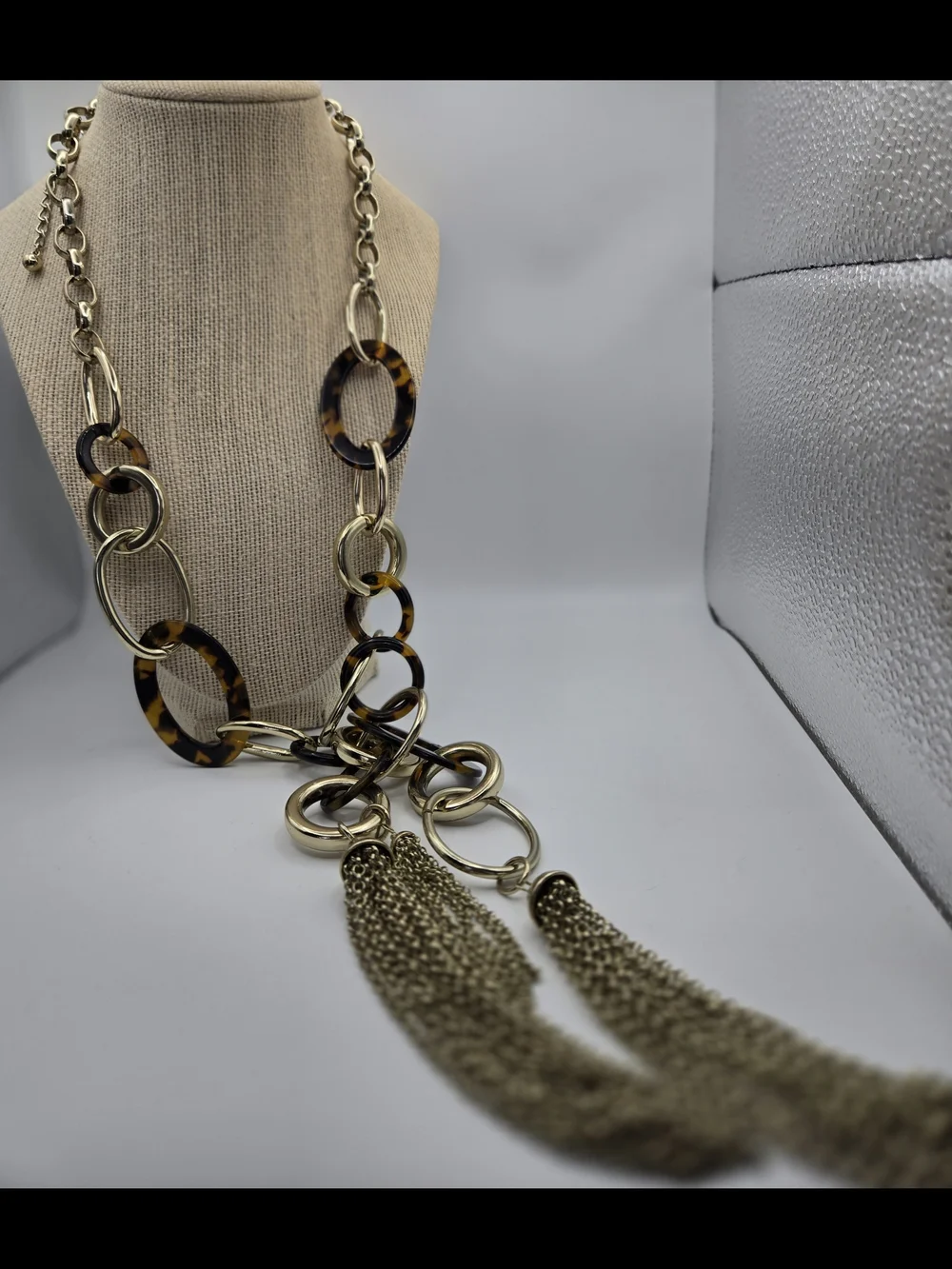 Chico's Long Tortoiseshell Gold Chain-Link Necklace Gold Tassels Bold Statement